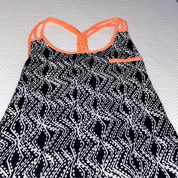 Flowly shirt - Picture 1 of 4